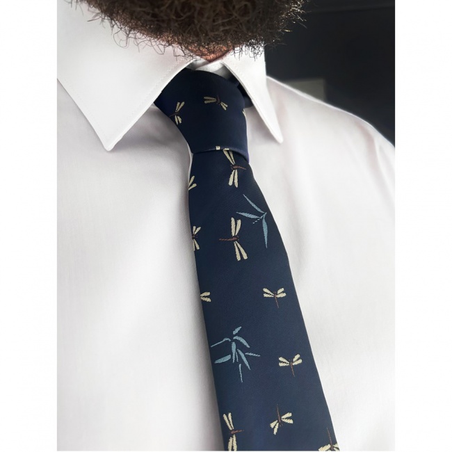 Tmavě modrá pánská kravata Vážky