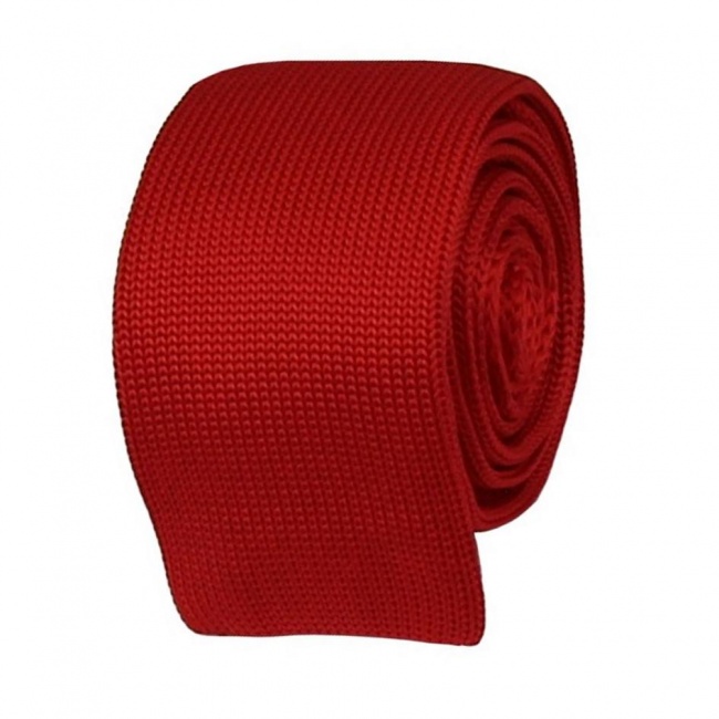 Červená pletená kravata
